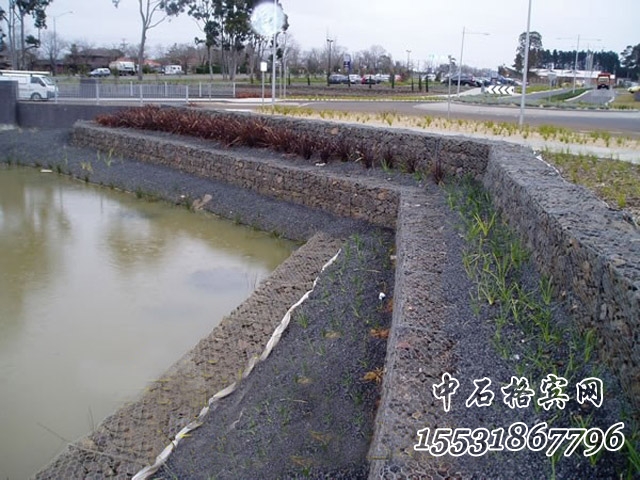 格賓石籠擋墻.jpg 格賓石籠擋墻.jpg