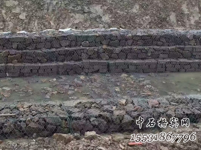 固濱石籠 固濱石籠