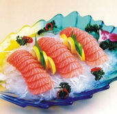冰鮮三文魚（去皮、切片）