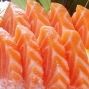 冰鮮三文魚魚腩（去皮、切片）